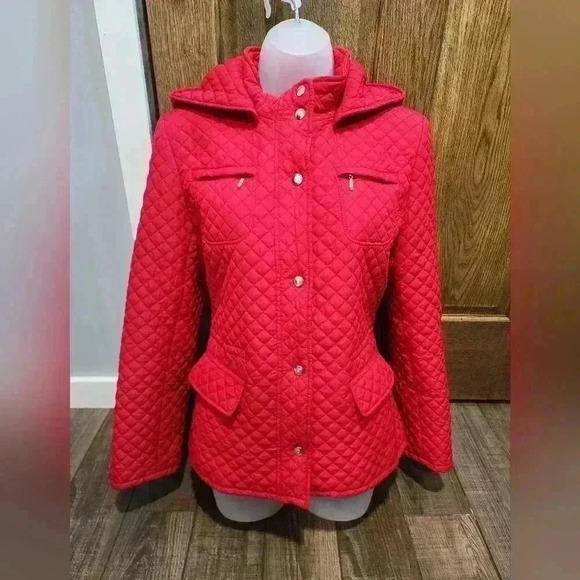 St Johns Bay Women's Red Diamond Quilted Coat Jacket Size Medium With Hood - Picture 1 of 5